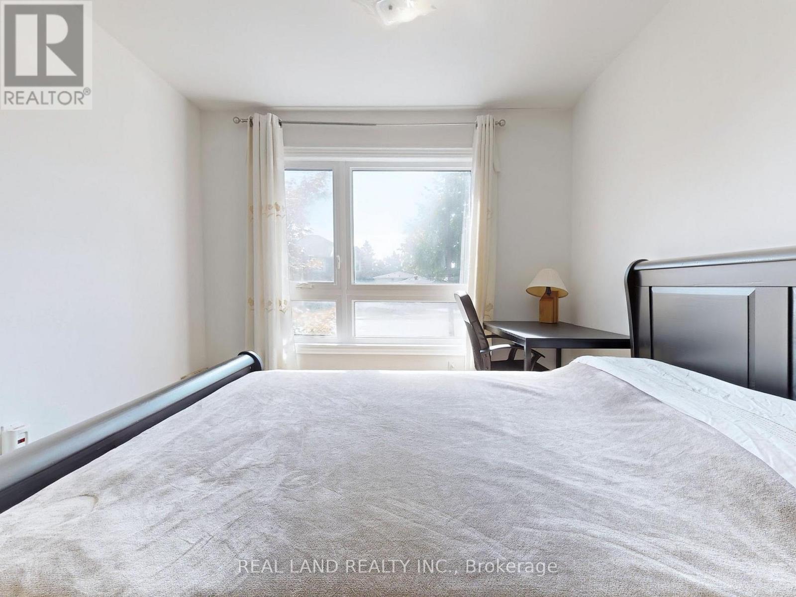 #front Portion - 48 Cherrystone Drive, Toronto, Ontario  M2H 1S1 - Photo 23 - C12527152