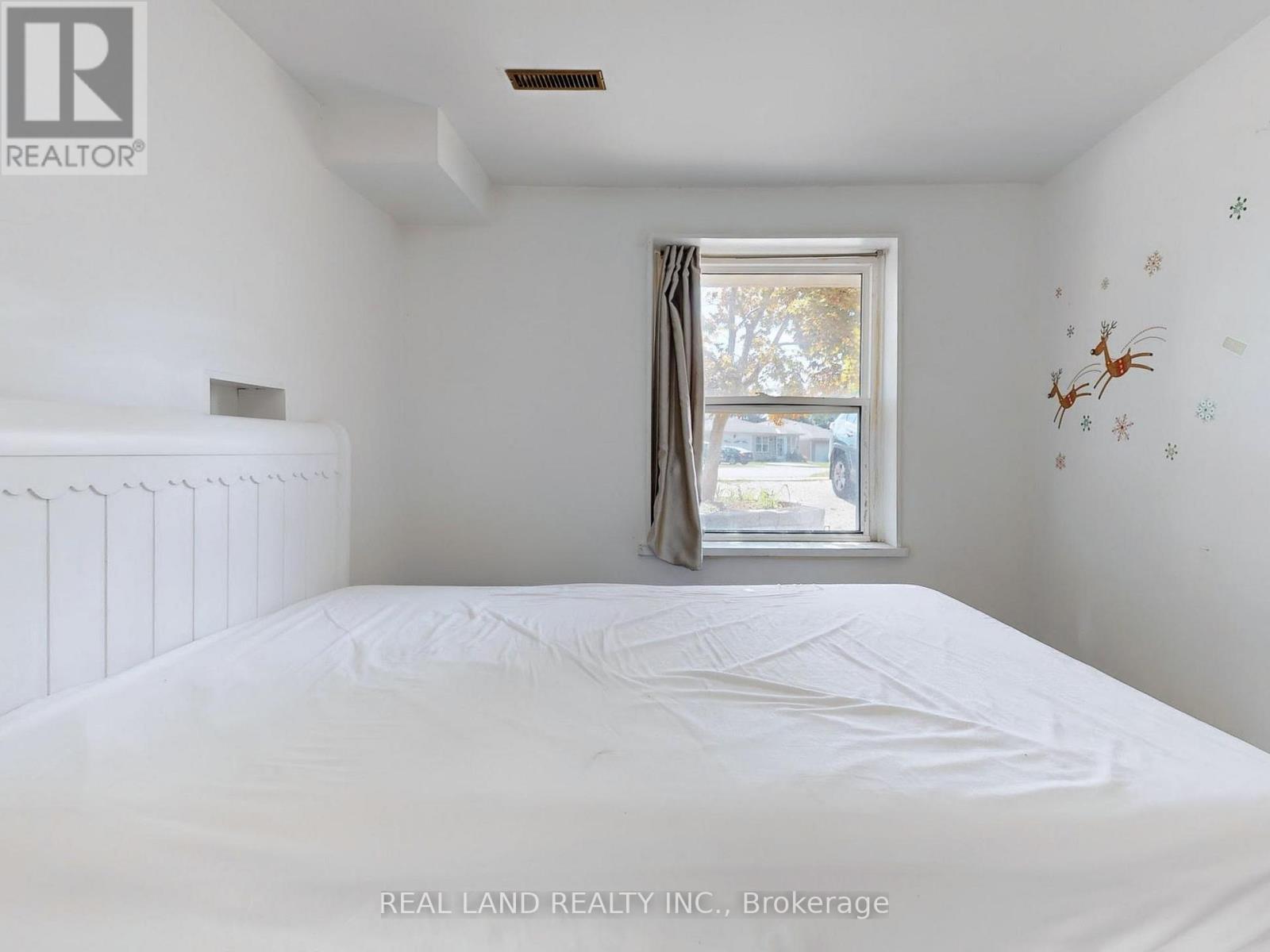 #front Portion - 48 Cherrystone Drive, Toronto, Ontario  M2H 1S1 - Photo 38 - C12527152