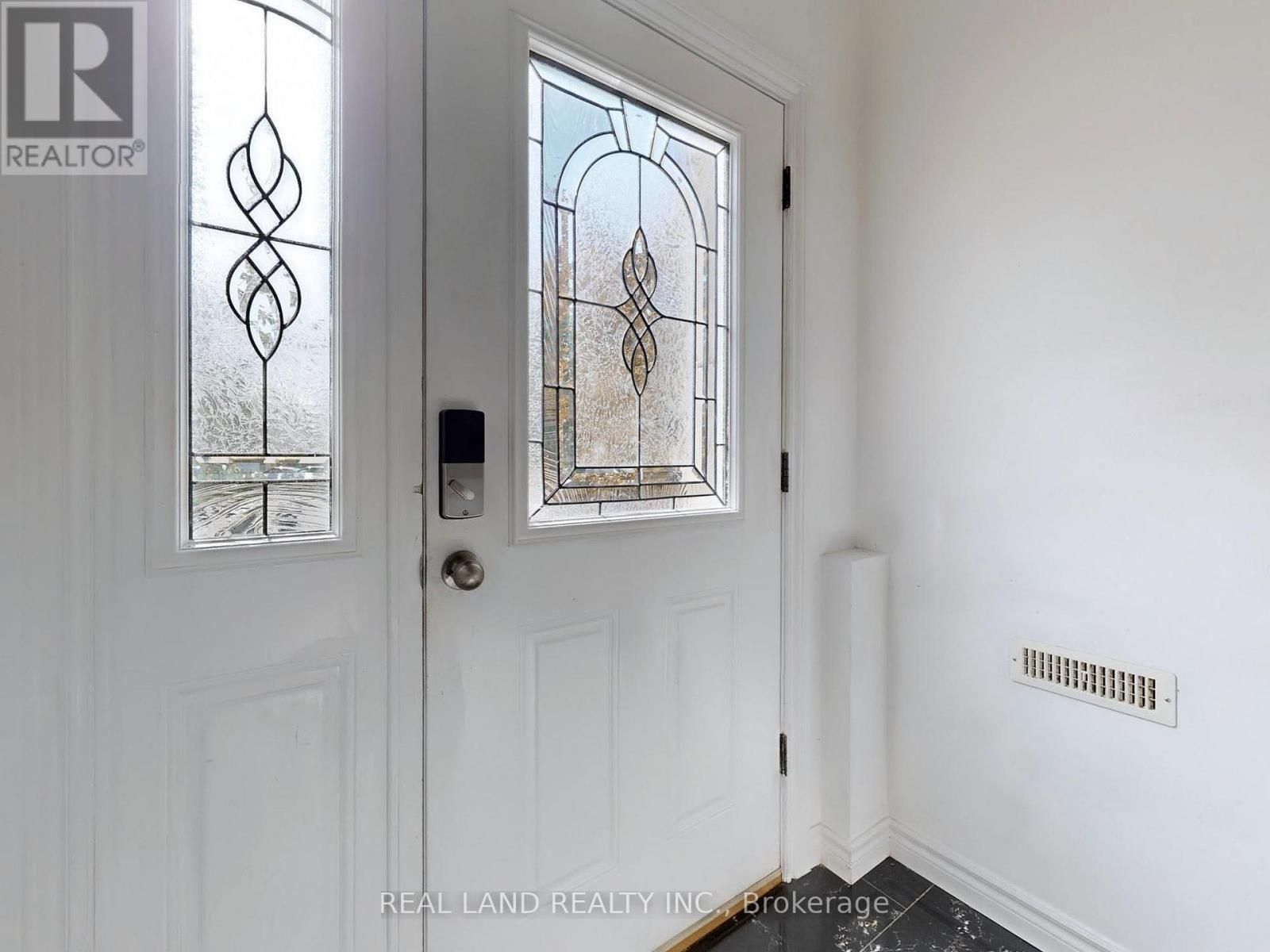 #front Portion - 48 Cherrystone Drive, Toronto, Ontario  M2H 1S1 - Photo 4 - C12527152