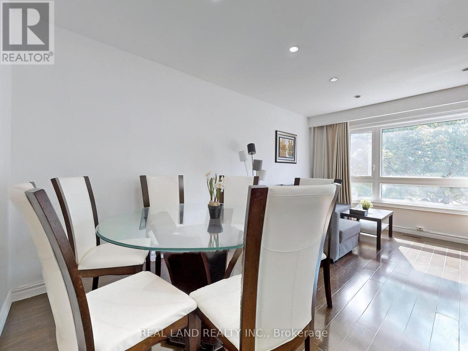 #front Portion - 48 Cherrystone Drive, Toronto, Ontario  M2H 1S1 - Photo 9 - C12527152