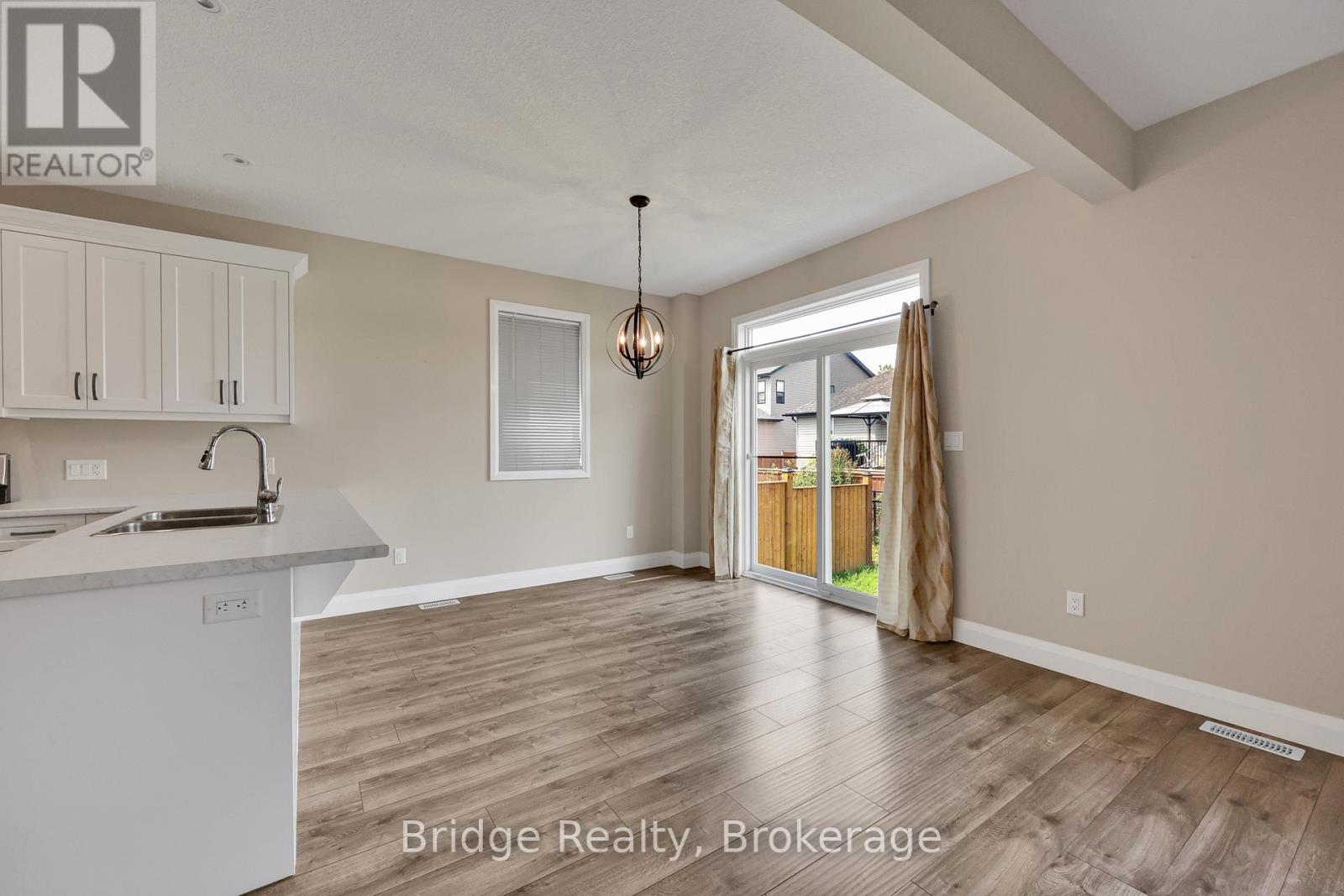 66 Cash Crescent, Ingersoll, Ontario N5C 0E2 - Photo 16 - X12527184