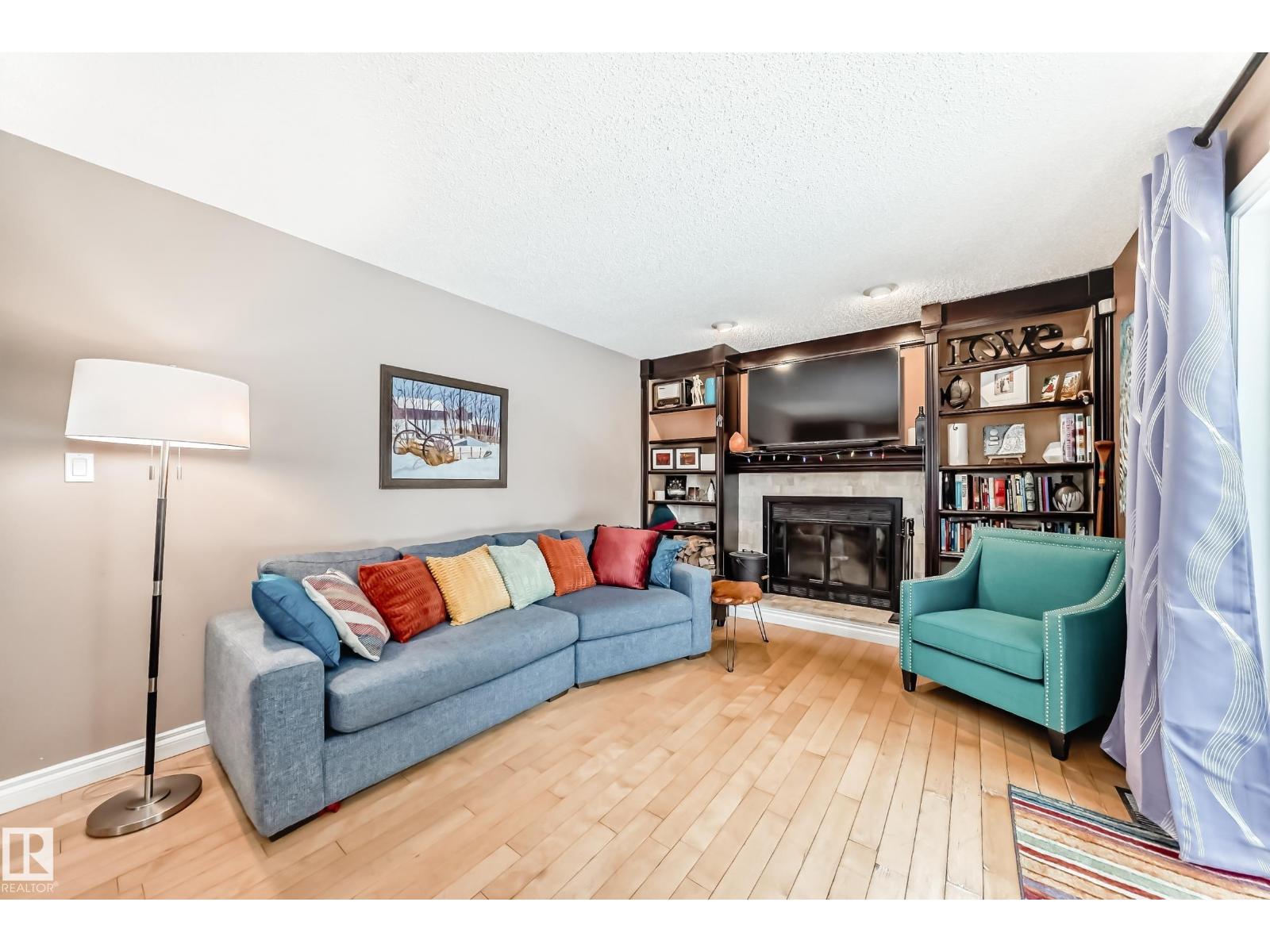 318 Dechene Rd Nw, Edmonton, Alberta  T6M 1W2 - Photo 12 - E4465267