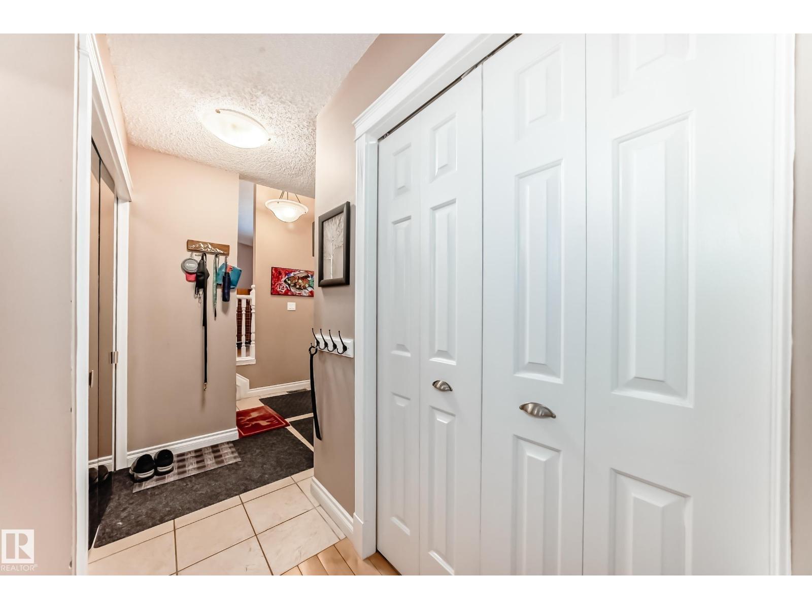 318 Dechene Rd Nw, Edmonton, Alberta  T6M 1W2 - Photo 17 - E4465267