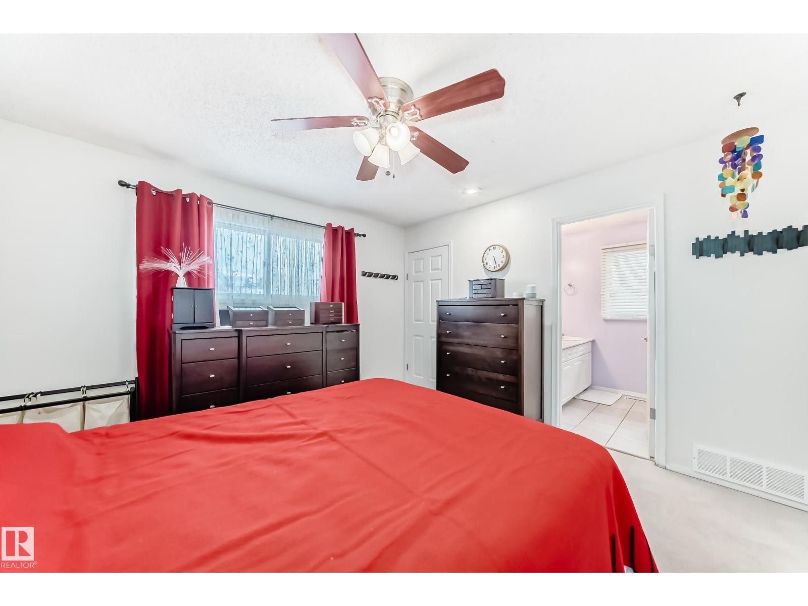 318 Dechene Rd Nw, Edmonton, Alberta  T6M 1W2 - Photo 21 - E4465267