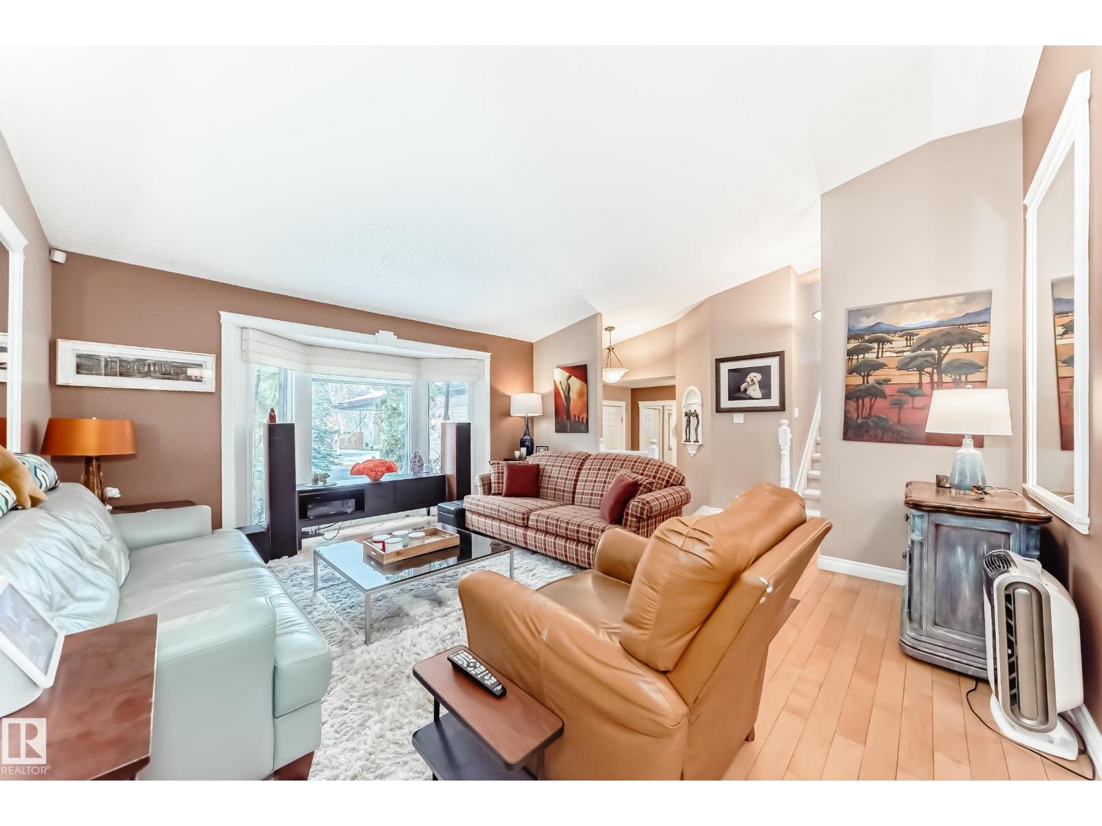 318 Dechene Rd Nw, Edmonton, Alberta  T6M 1W2 - Photo 3 - E4465267