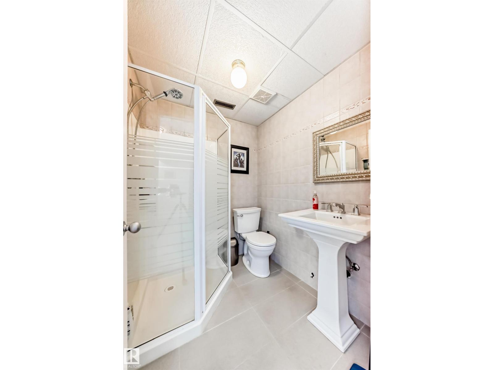 318 Dechene Rd Nw, Edmonton, Alberta  T6M 1W2 - Photo 35 - E4465267