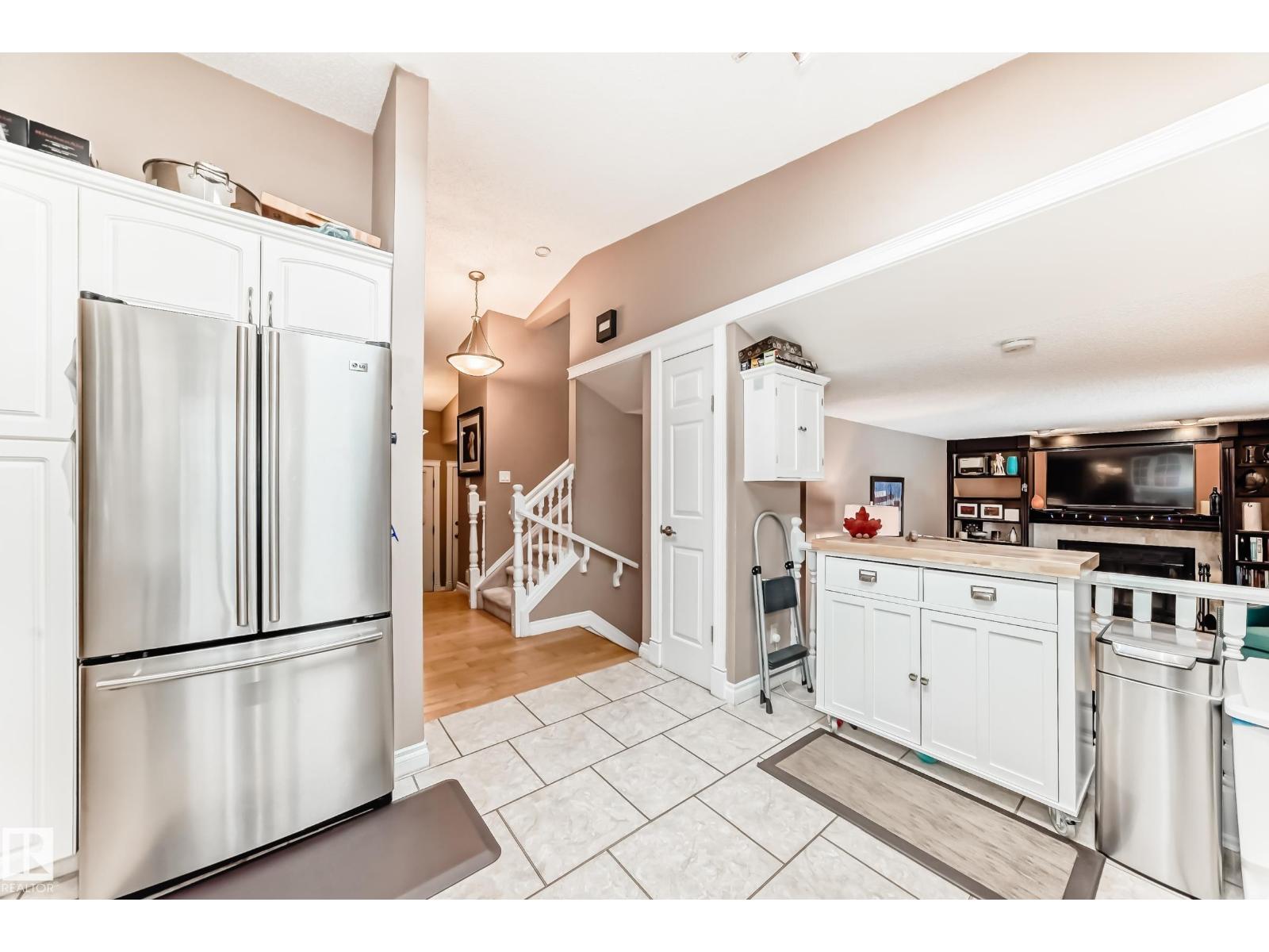 318 Dechene Rd Nw, Edmonton, Alberta  T6M 1W2 - Photo 9 - E4465267