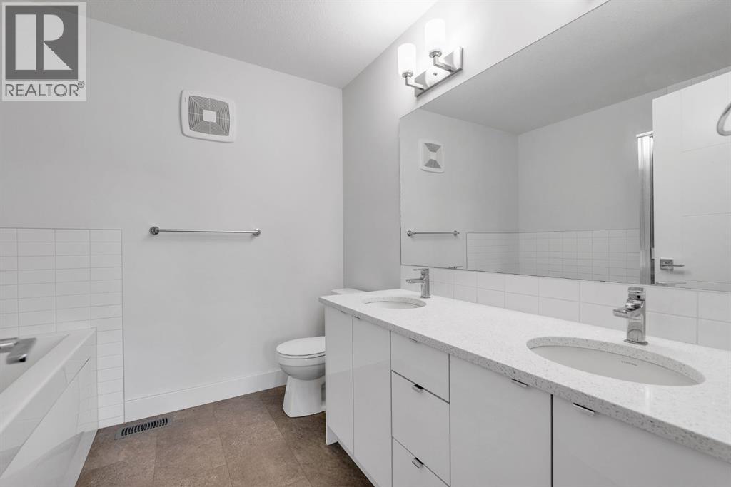 584 River Avenue, Cochrane, Alberta  T4C 3B8 - Photo 25 - A2247476