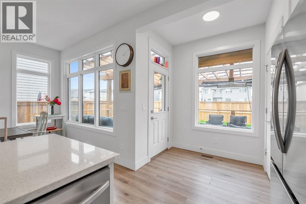 584 River Avenue, Cochrane, Alberta  T4C 3B8 - Photo 15 - A2247476