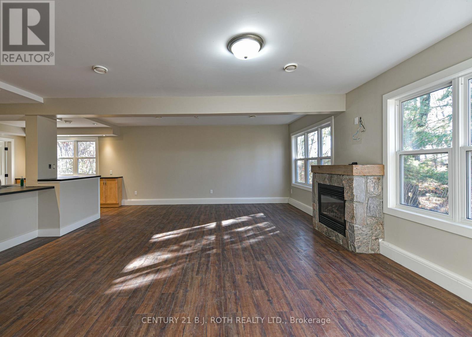 3541 Shady Court, Ramara, Ontario  L0K 2B0 - Photo 9 - S12527170