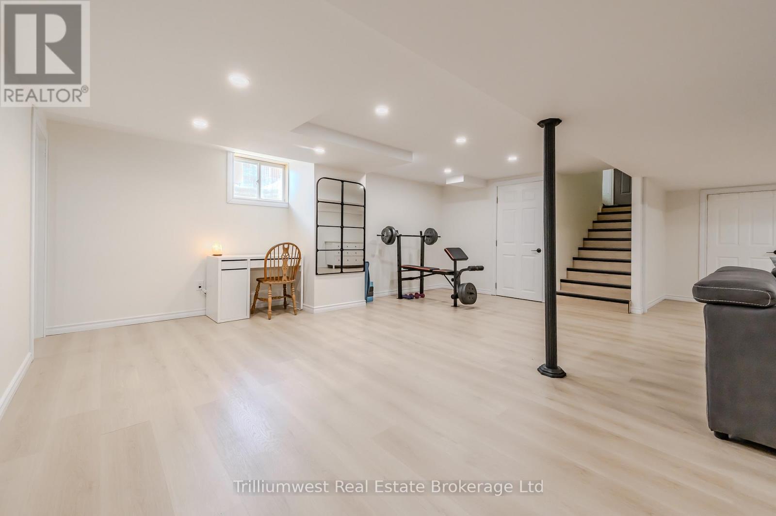 21 Emma Street, Blandford-Blenheim, Ontario N0J 1V0 - Photo 25 - X12436485