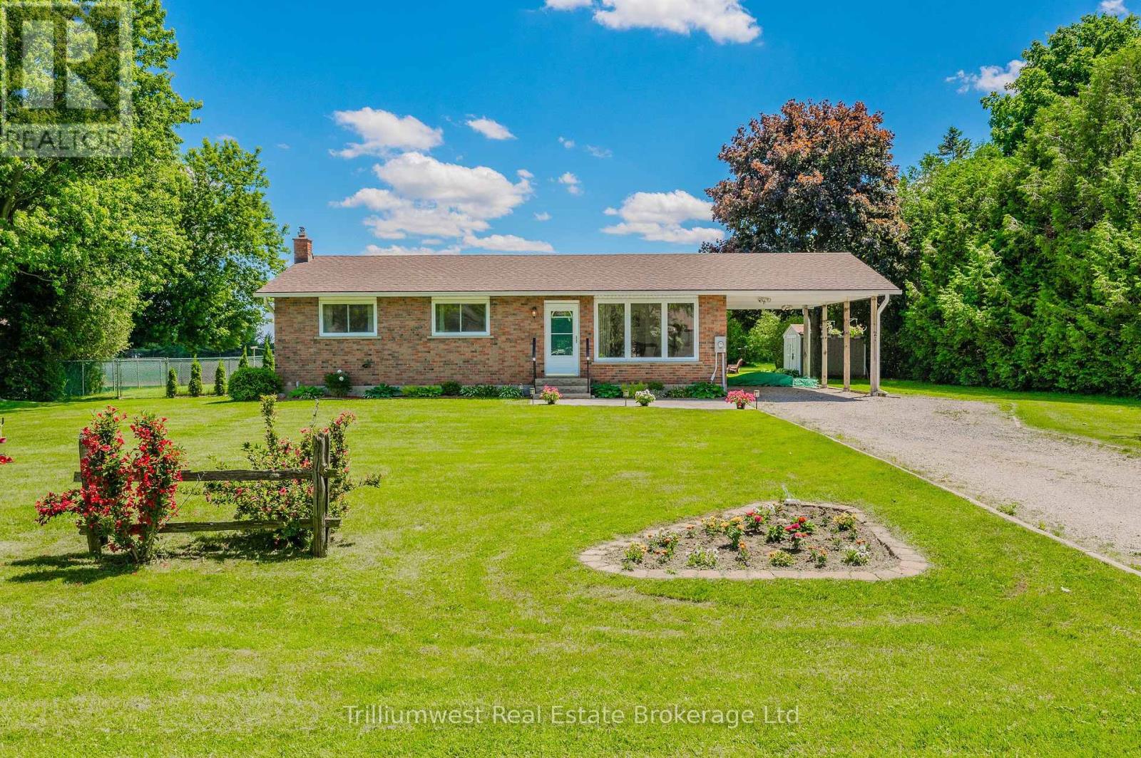 21 EMMA STREET, Blandford-Blenheim, Ontario