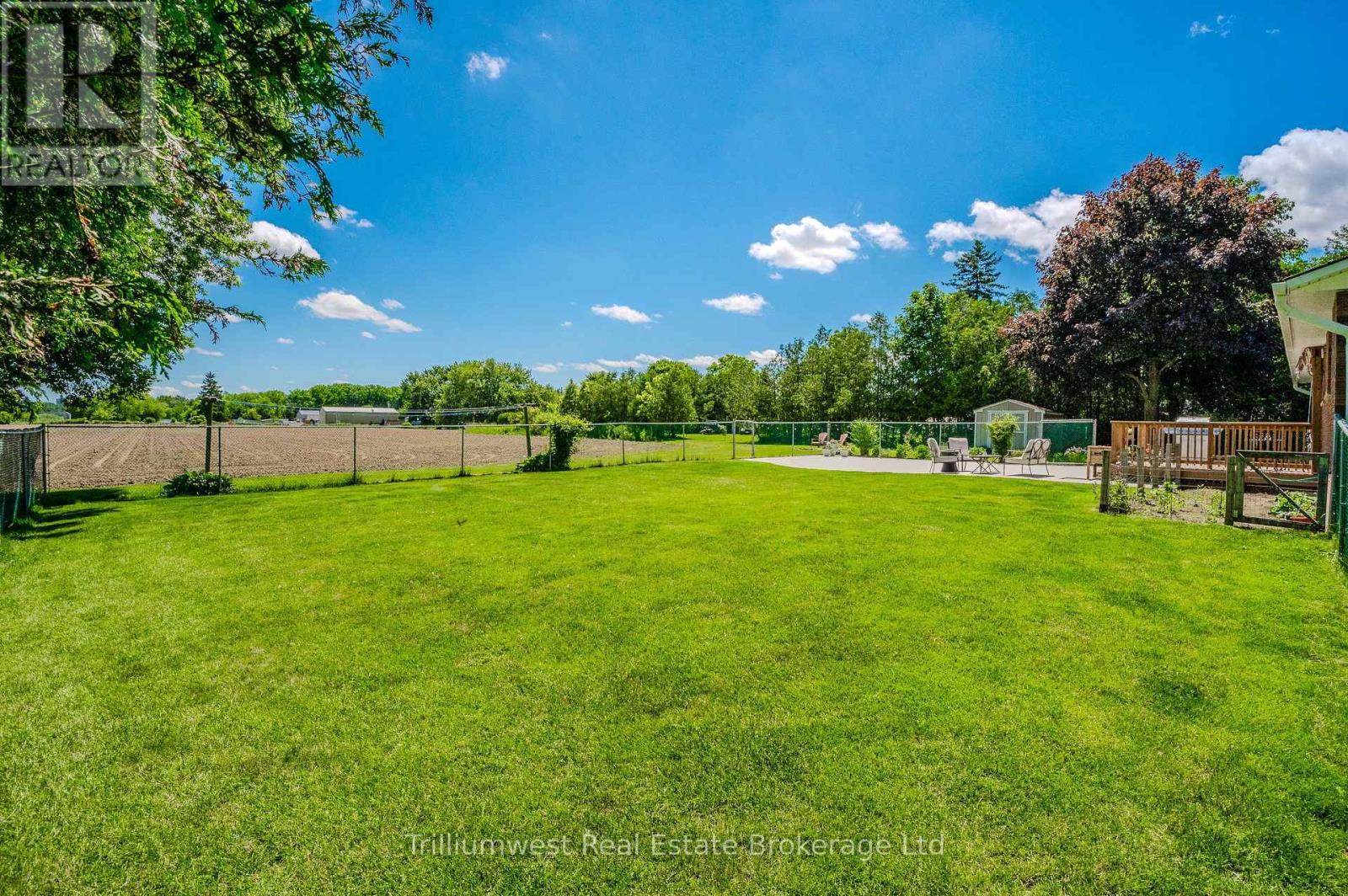 21 Emma Street, Blandford-Blenheim, Ontario N0J 1V0 - Photo 38 - X12436485