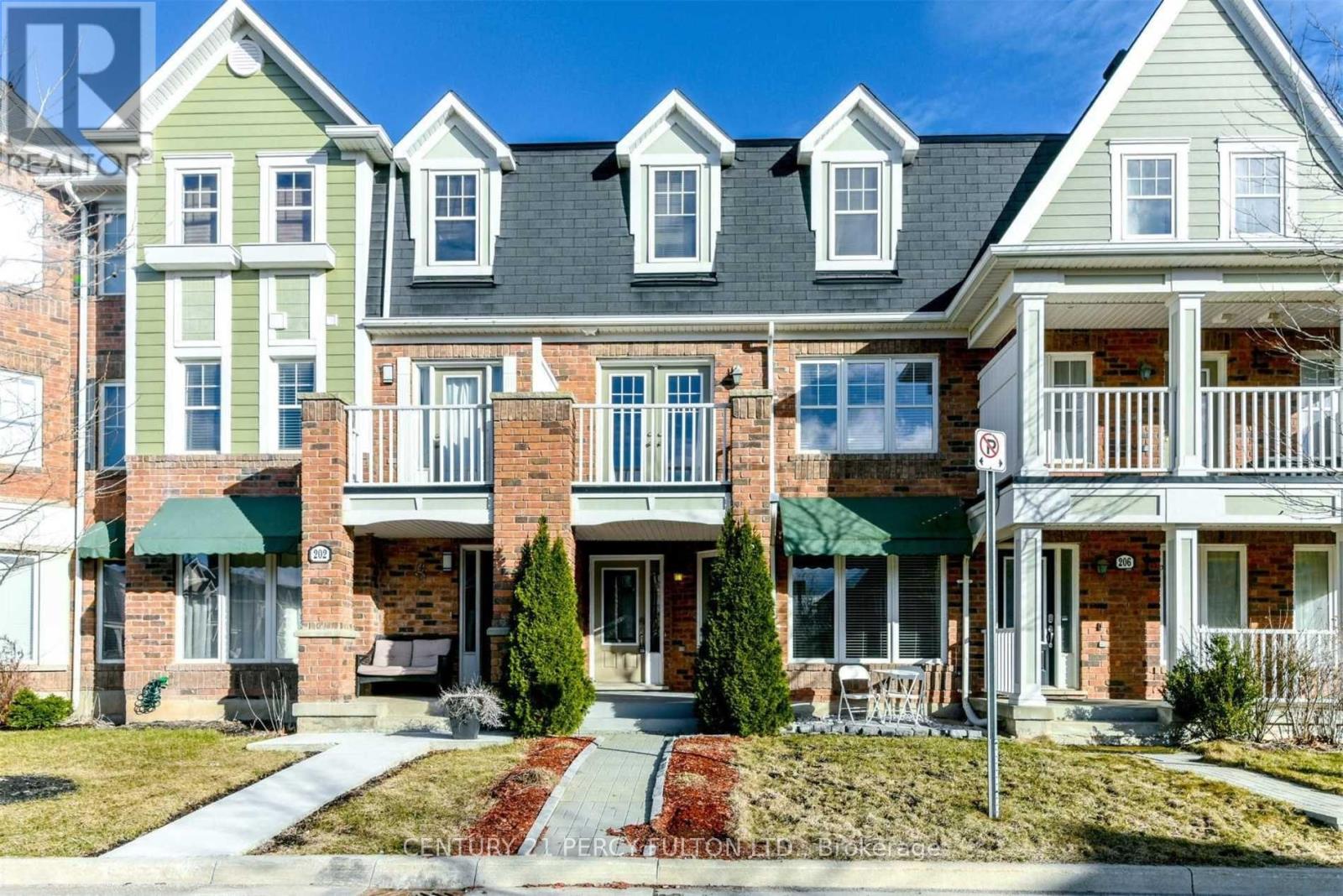 204 MAGURN GATE, Milton, Ontario