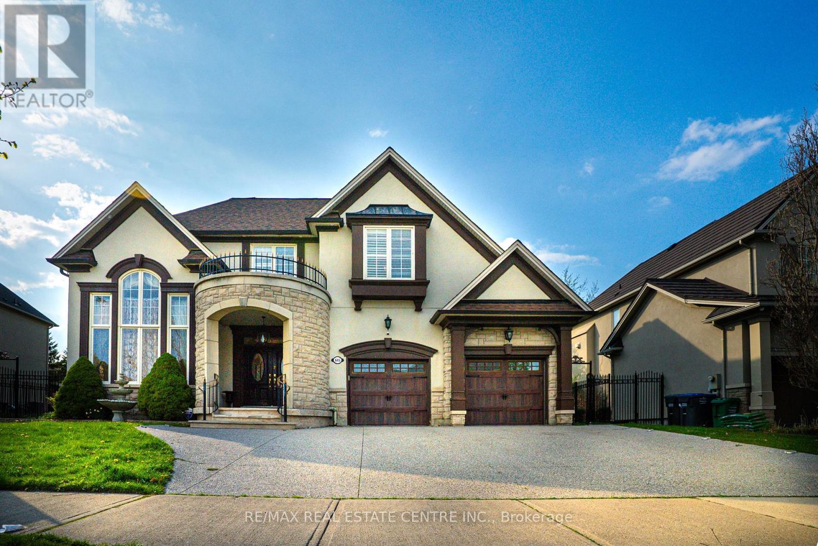 645 CRANLEIGH COURT, Mississauga, Ontario