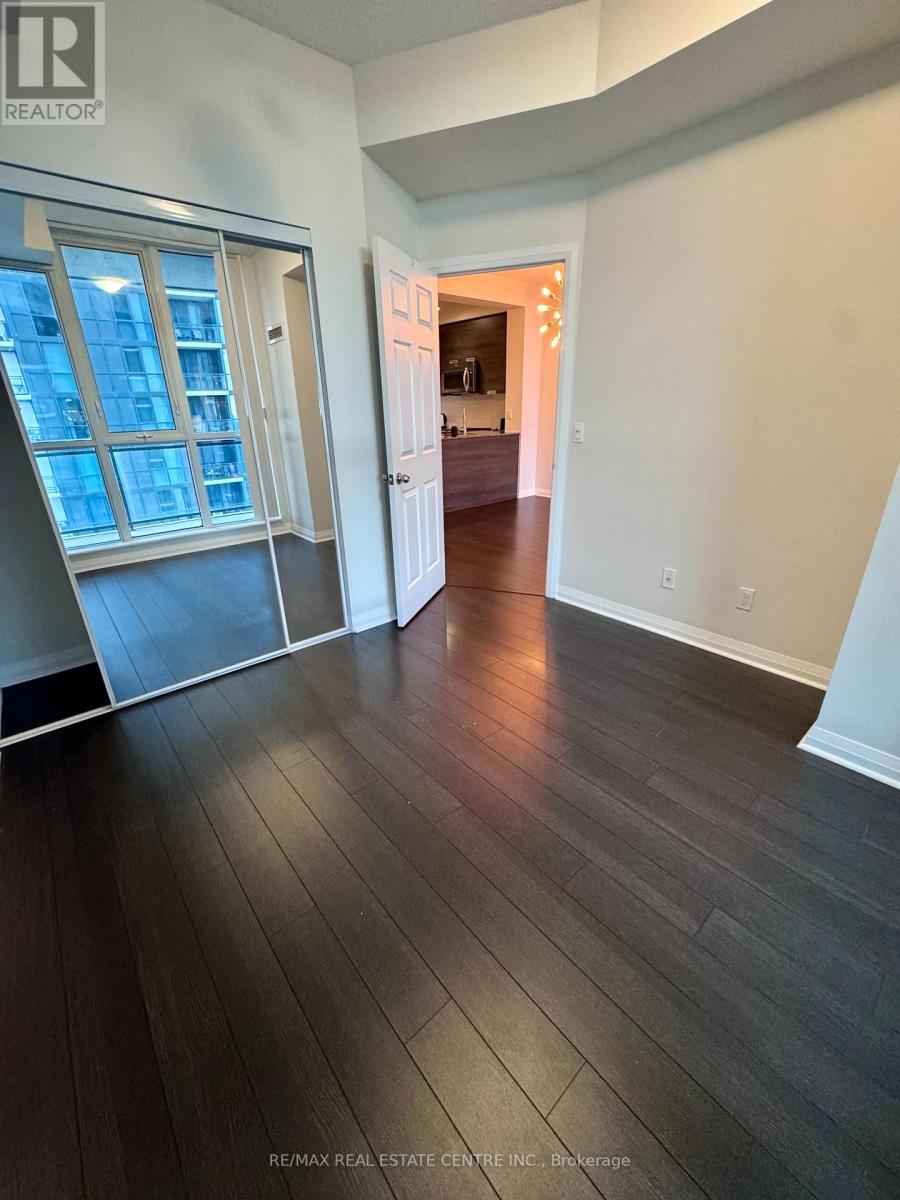 1001 - 55 Eglinton Avenue W, Mississauga, Ontario  L5R 0E4 - Photo 15 - W12527196