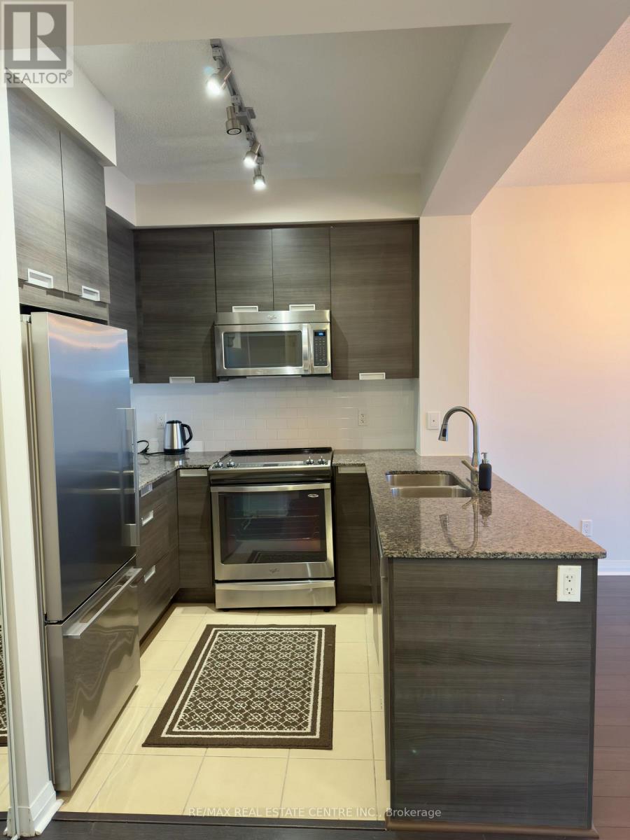 1001 - 55 Eglinton Avenue W, Mississauga, Ontario  L5R 0E4 - Photo 3 - W12527196