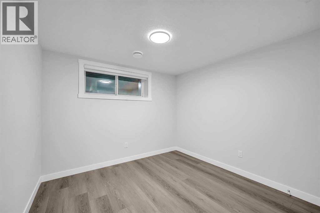 96 Savanna Lane Ne, Calgary, Alberta  T3J 0X4 - Photo 38 - A2262370