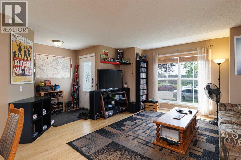 248 Prestwick Avenue Se, Calgary, Alberta  t2z 3x3 - Photo 5 - A2260255