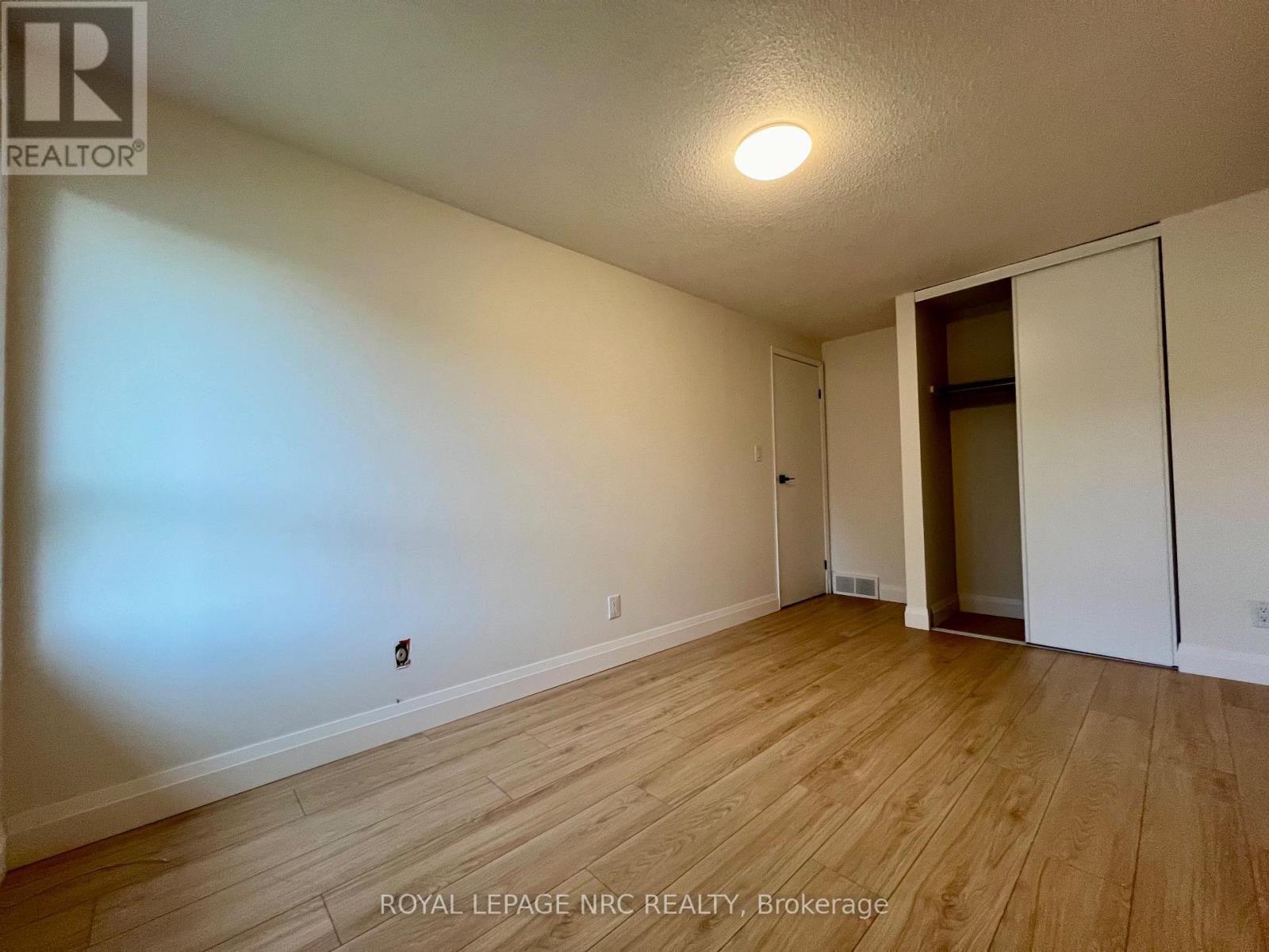 81 - 242 Lakeport Road, St. Catharines, Ontario L2N 6V2 - Photo 8 - X12527206