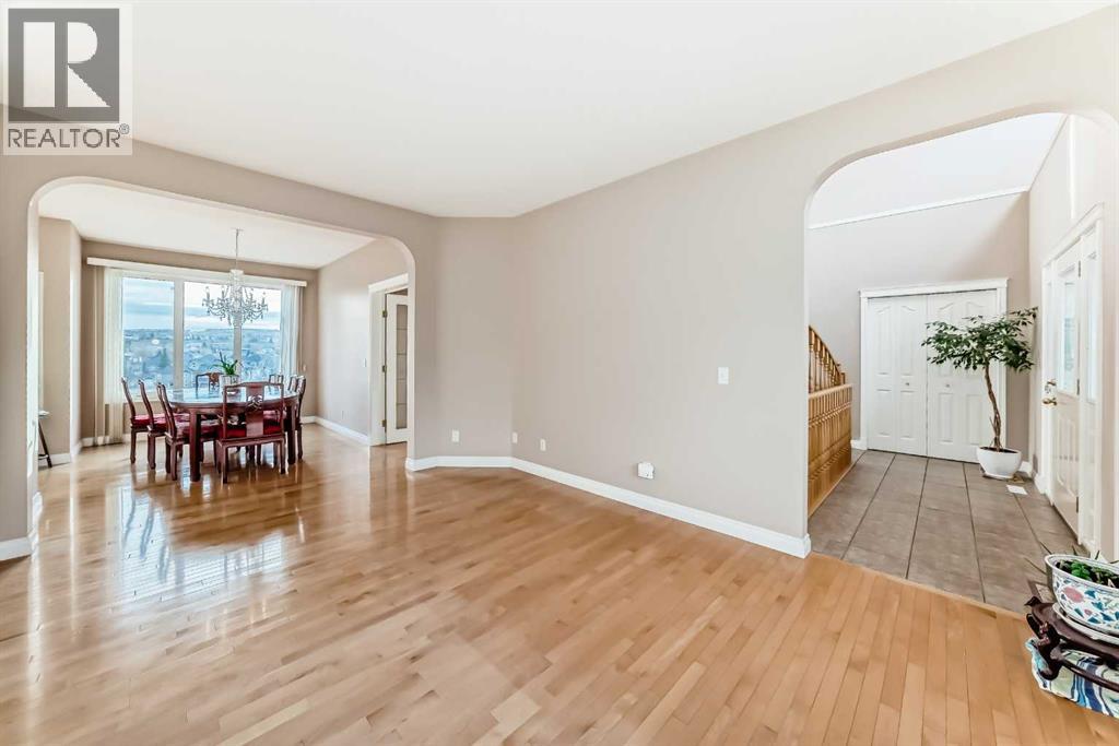 60 Hidden Creek Road Nw, Calgary, Alberta  T3A 6E7 - Photo 16 - A2269268