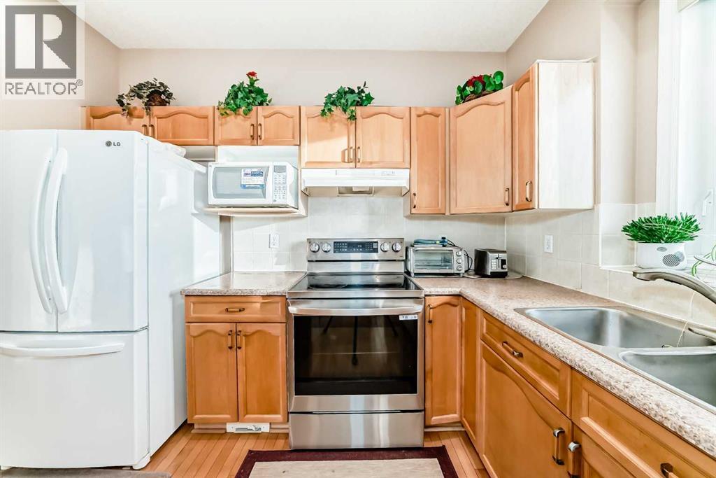 60 Hidden Creek Road Nw, Calgary, Alberta  T3A 6E7 - Photo 11 - A2269268