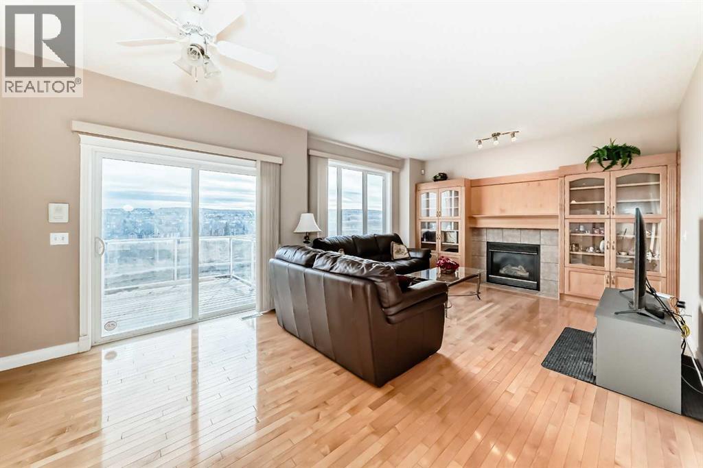 60 Hidden Creek Road Nw, Calgary, Alberta  T3A 6E7 - Photo 4 - A2269268