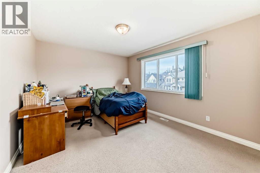 60 Hidden Creek Road Nw, Calgary, Alberta  T3A 6E7 - Photo 24 - A2269268