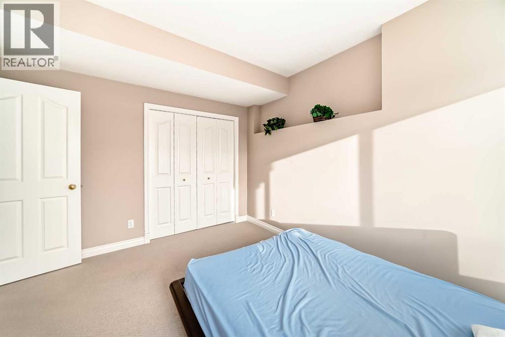 60 Hidden Creek Road Nw, Calgary, Alberta  T3A 6E7 - Photo 34 - A2269268