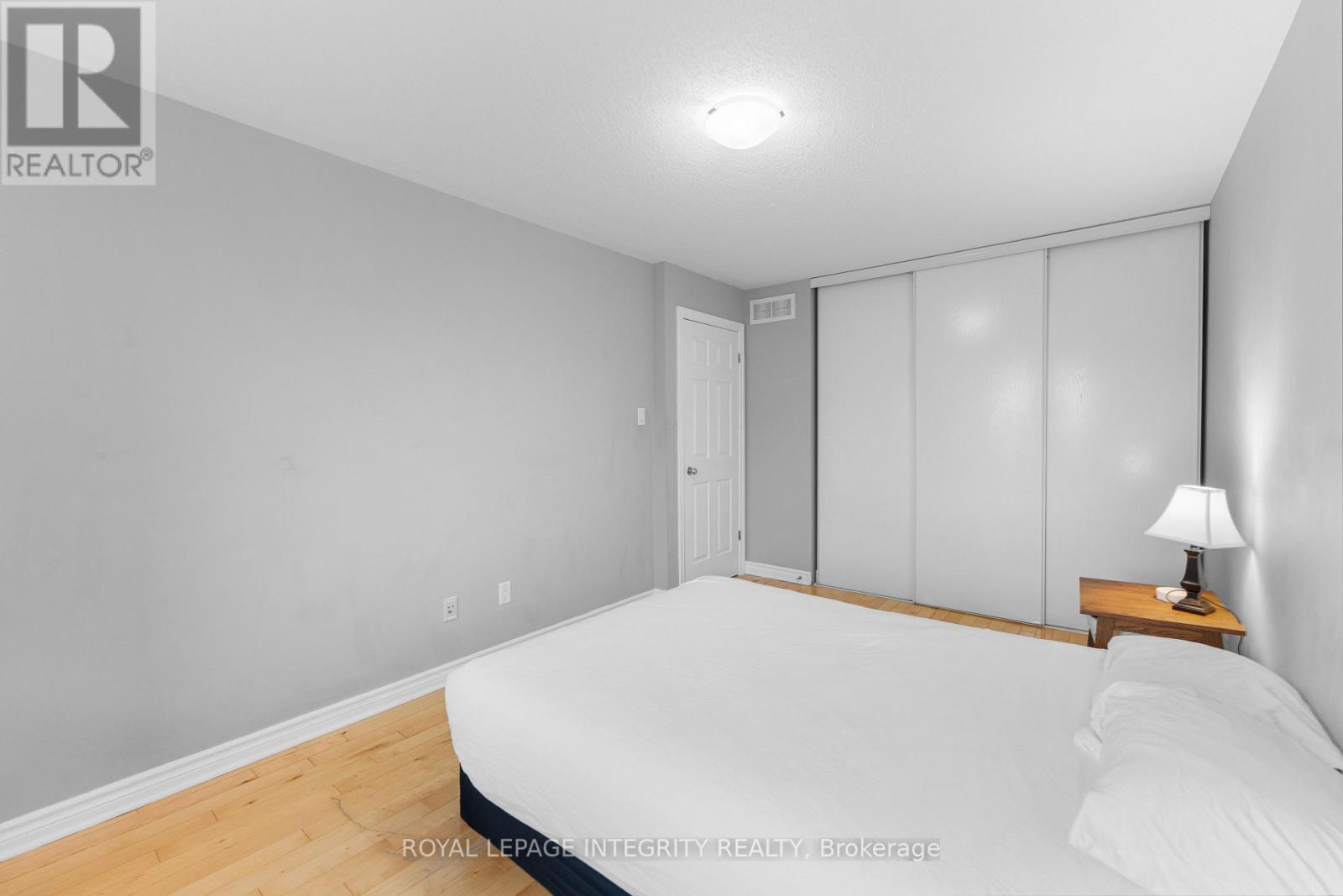 410 Goldenbrook Way, Ottawa, Ontario  K4A 0J7 - Photo 17 - X12527212