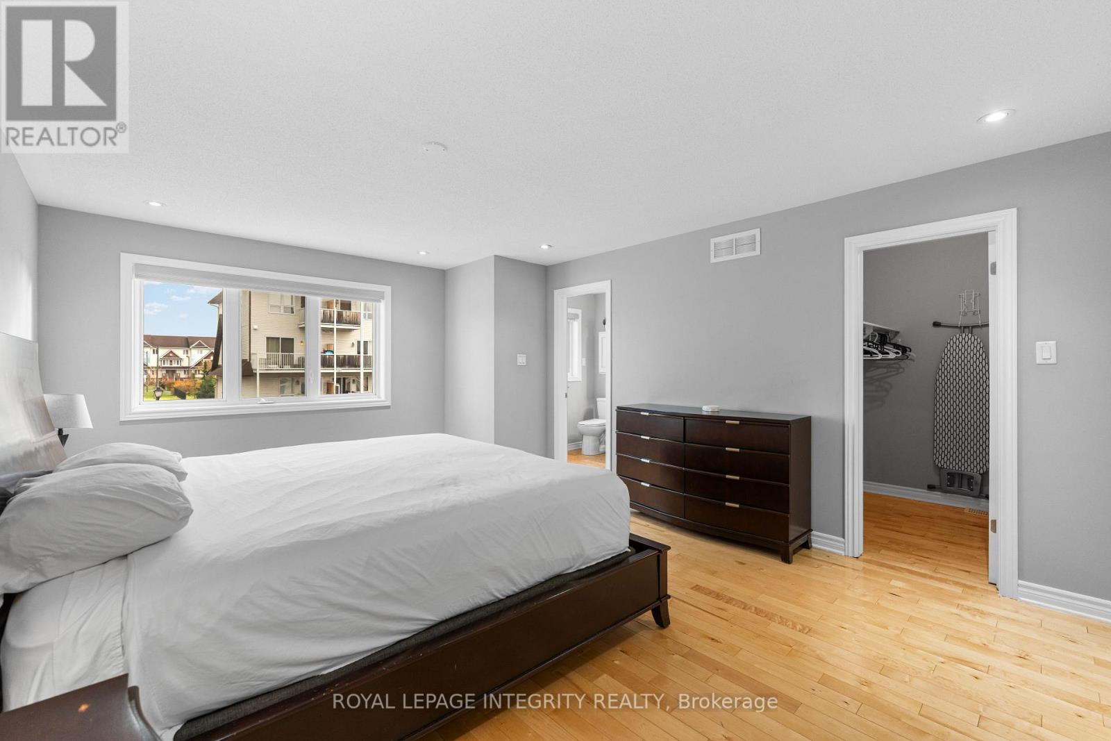 410 Goldenbrook Way, Ottawa, Ontario  K4A 0J7 - Photo 24 - X12527212