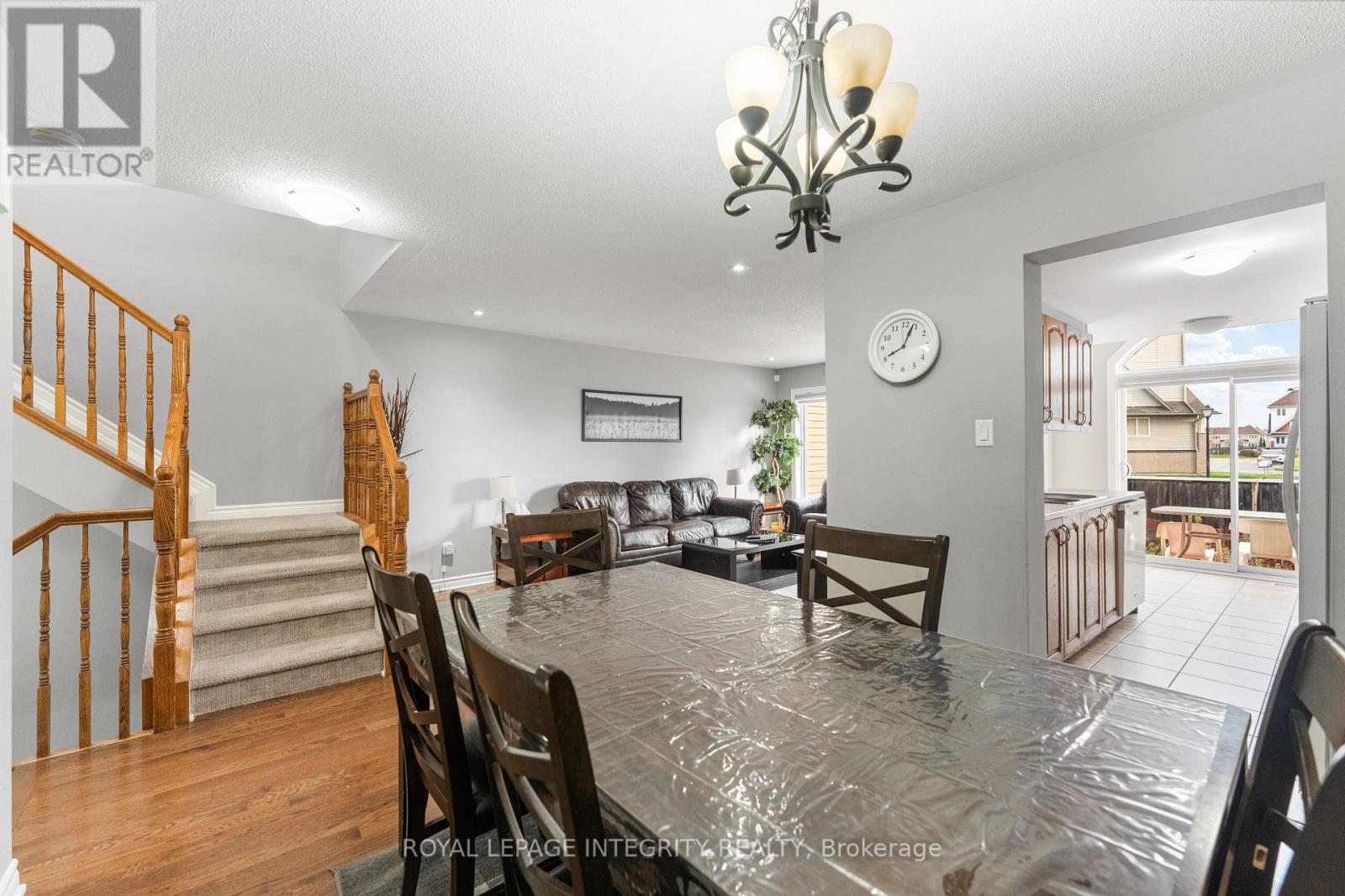 410 Goldenbrook Way, Ottawa, Ontario  K4A 0J7 - Photo 8 - X12527212