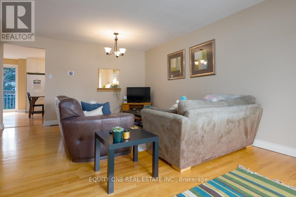 2557 Flannery Drive, Ottawa, Ontario  K1V 9R5 - Photo 11 - X12527218