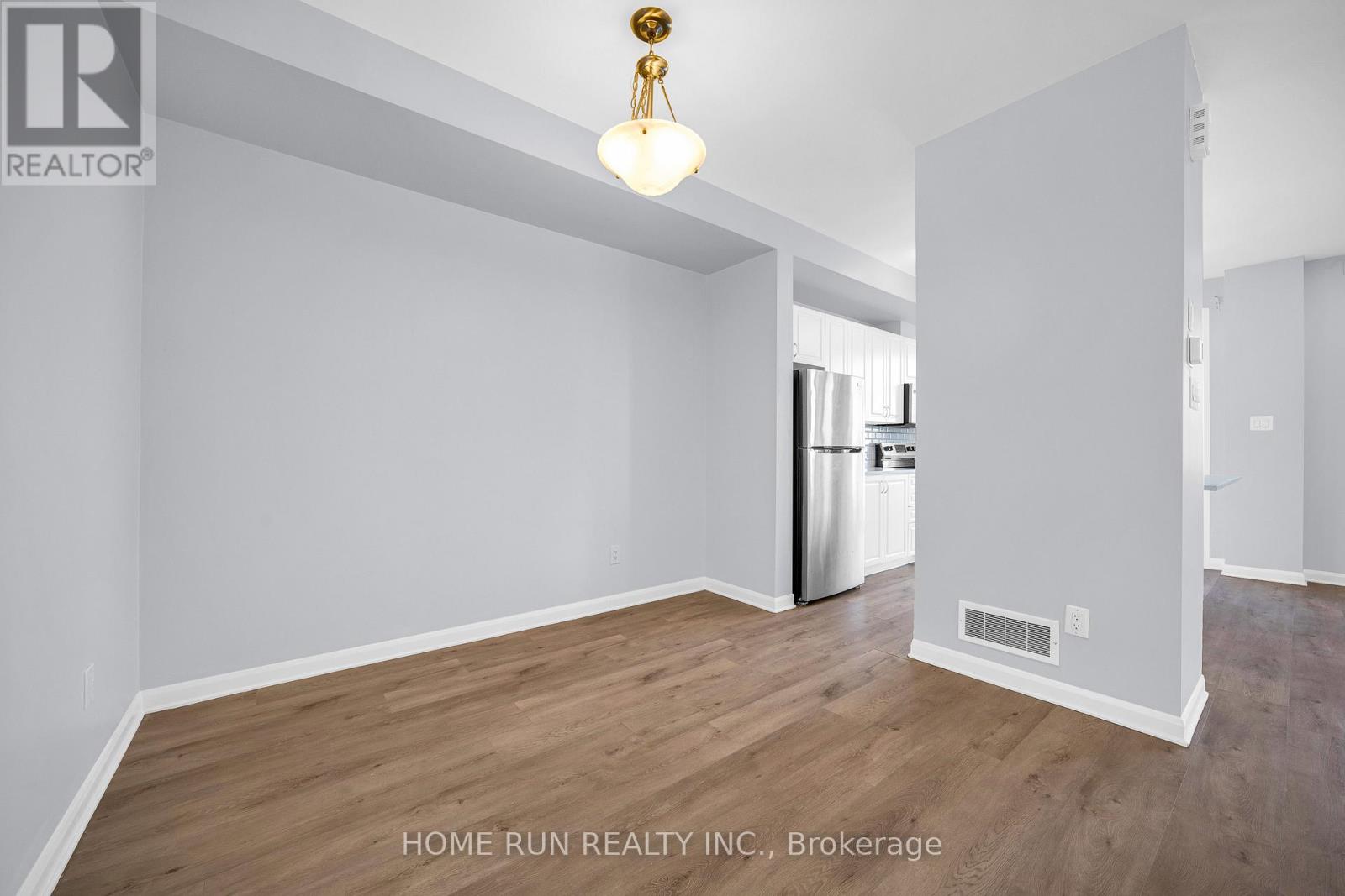 587 Lilith Street, Ottawa, Ontario  K2J 6Z5 - Photo 5 - X12527226