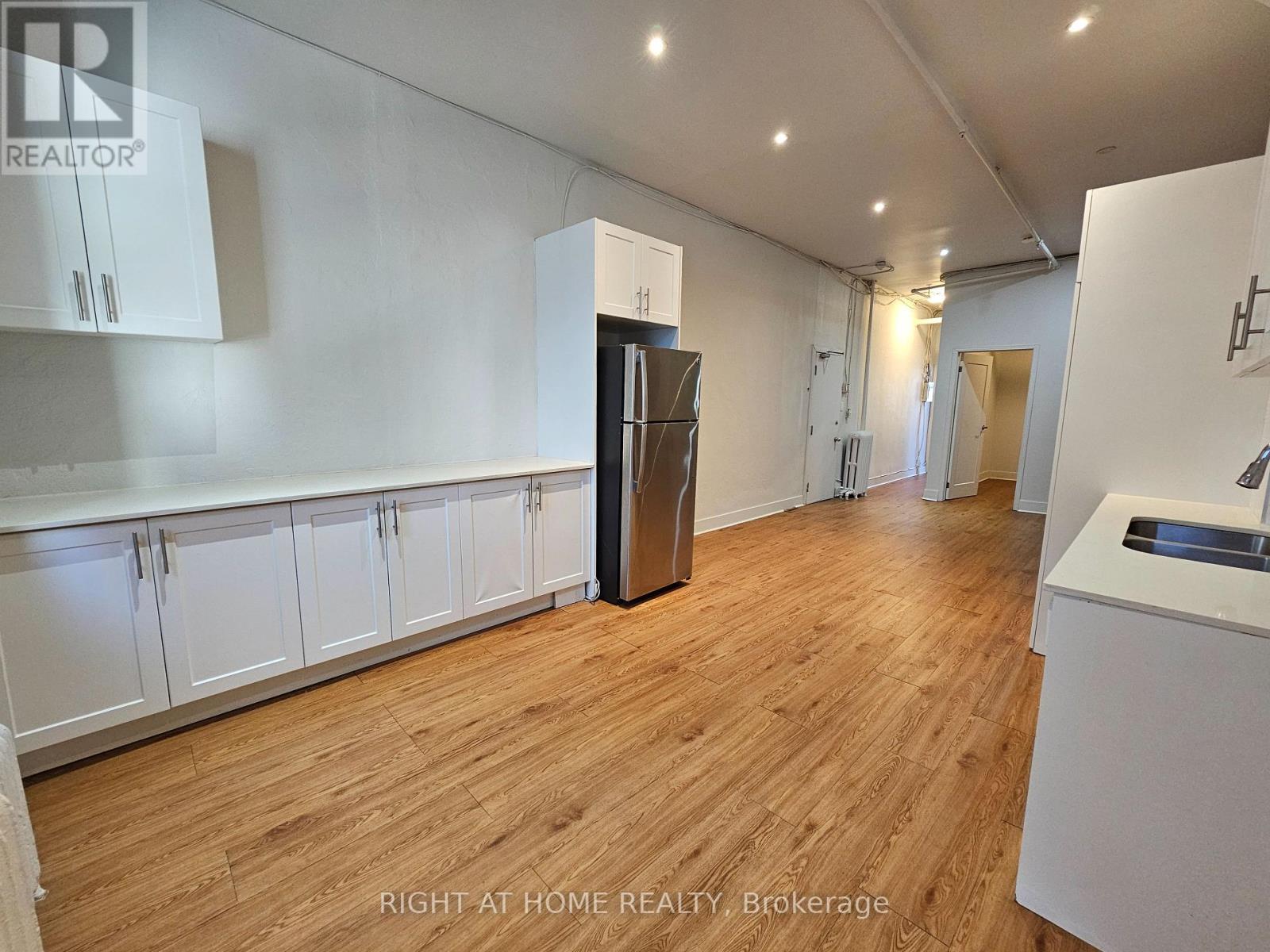 2 - 437 Spadina Avenue, Toronto, Ontario  M5T 2G6 - Photo 13 - C12527216