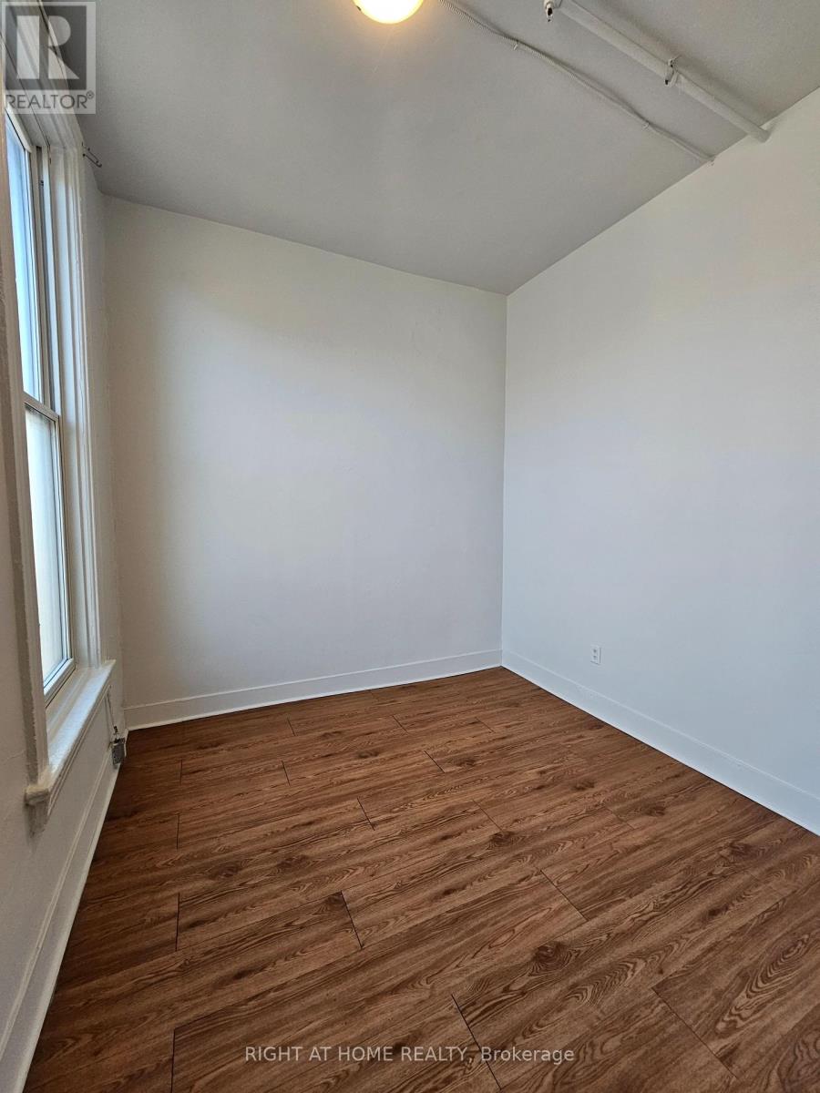 2 - 437 Spadina Avenue, Toronto, Ontario  M5T 2G6 - Photo 20 - C12527216