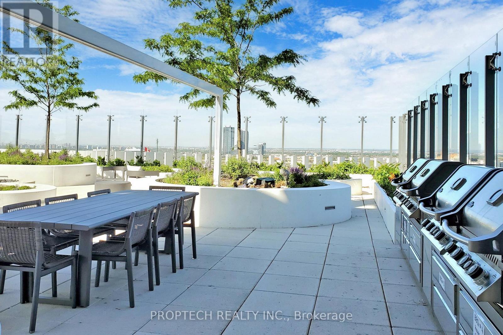 Th12 - 7 Buttermill Avenue, Vaughan, Ontario  L4K 0M5 - Photo 24 - N12527222