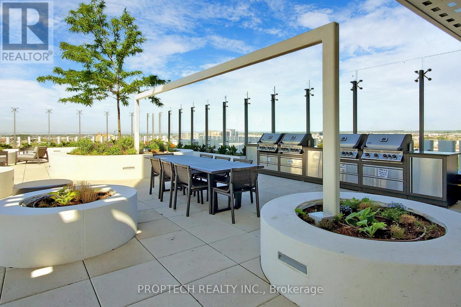 Th12 - 7 Buttermill Avenue, Vaughan, Ontario  L4K 0M5 - Photo 25 - N12527222