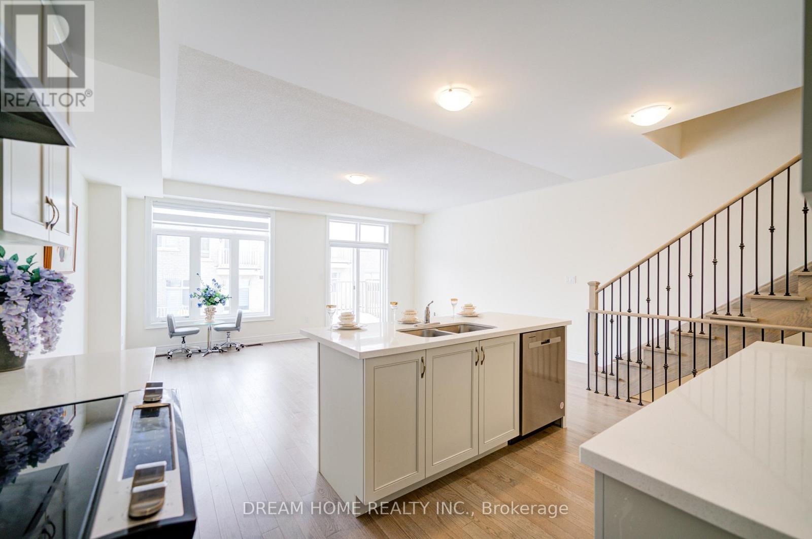 22 Thomas Hope Lane, Markham, Ontario  L3S 0E9 - Photo 21 - N12527228