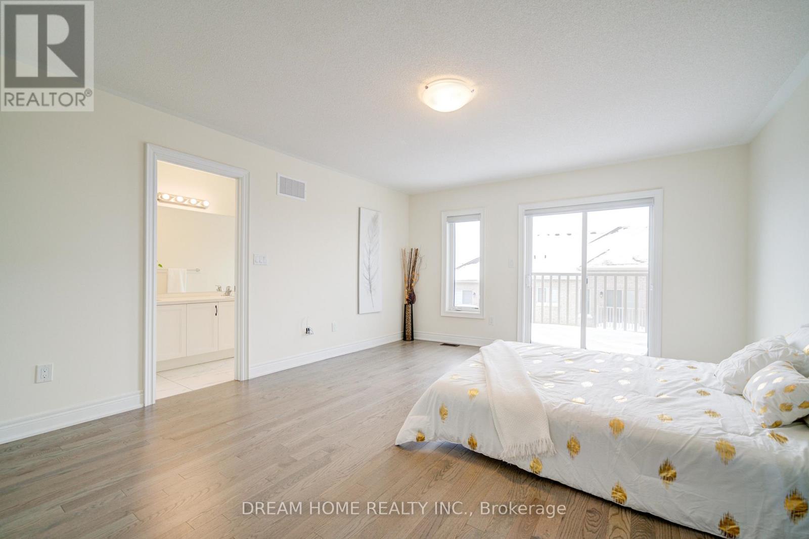 22 Thomas Hope Lane, Markham, Ontario  L3S 0E9 - Photo 5 - N12527228