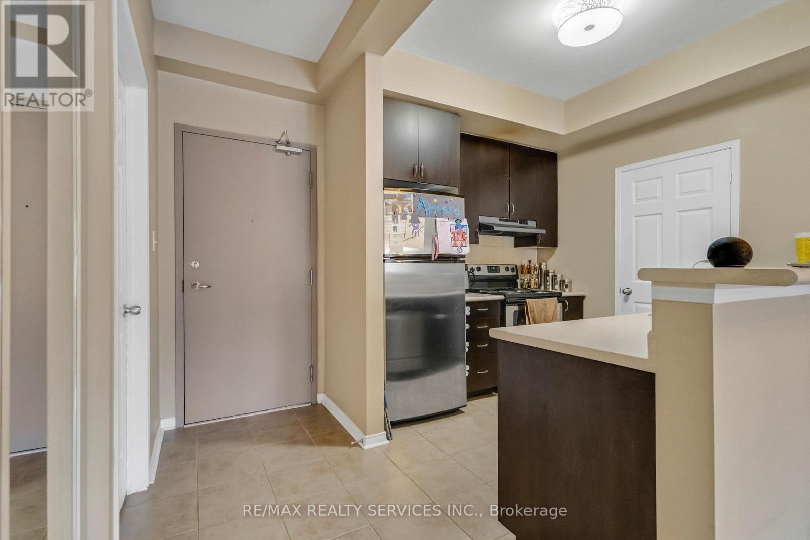 101 - 5150 Winston Churchill Boulevard, Mississauga, Ontario  L5M 0P1 - Photo 3 - W12527214