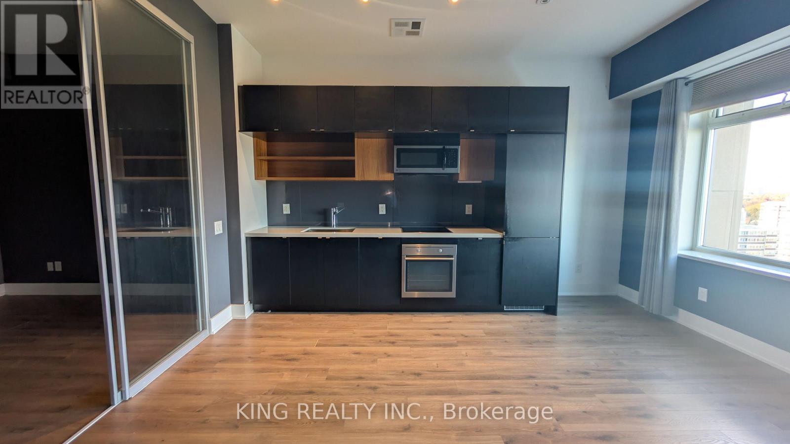 1603 - 111 St Clair Avenue W, Toronto, Ontario  M4V 1N5 - Photo 14 - C12500872