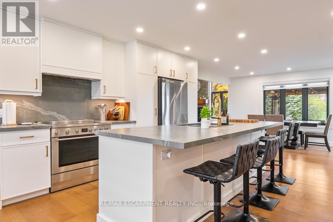 5665 Milburough Line, Burlington, Ontario  L7P 0C6 - Photo 15 - W12507800