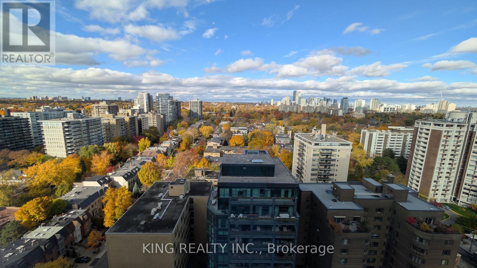 1603 - 111 St Clair Avenue W, Toronto, Ontario  M4V 1N5 - Photo 8 - C12500872