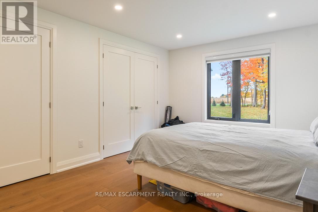 5665 Milburough Line, Burlington, Ontario  L7P 0C6 - Photo 19 - W12507800