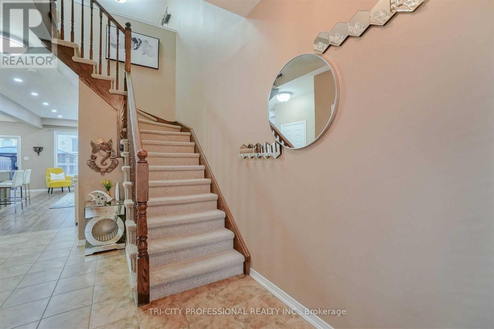 40 - 170 Palacebeach Trail, Hamilton, Ontario  L8E 0H2 - Photo 6 - X12527224