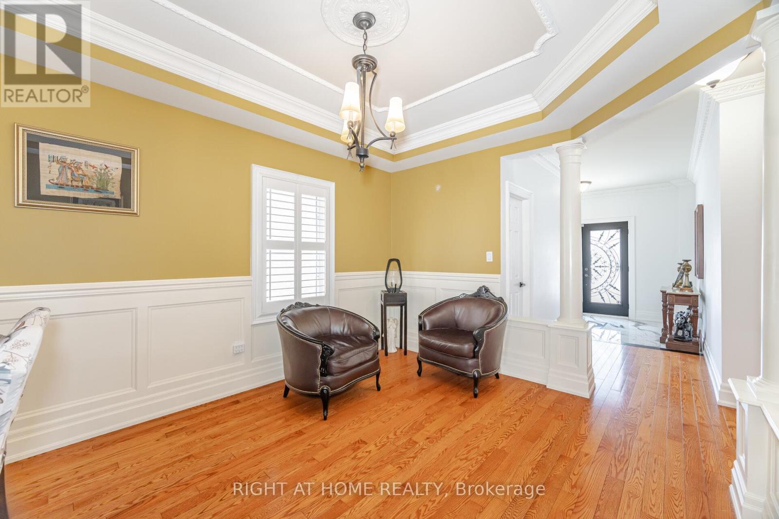 204 Lormel Gate, Vaughan, Ontario  L4H 0C9 - Photo 6 - N12384009