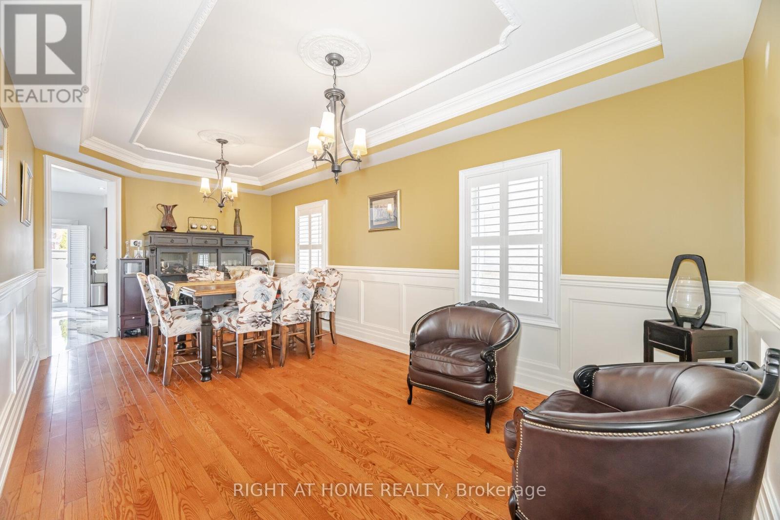 204 Lormel Gate, Vaughan, Ontario  L4H 0C9 - Photo 7 - N12384009