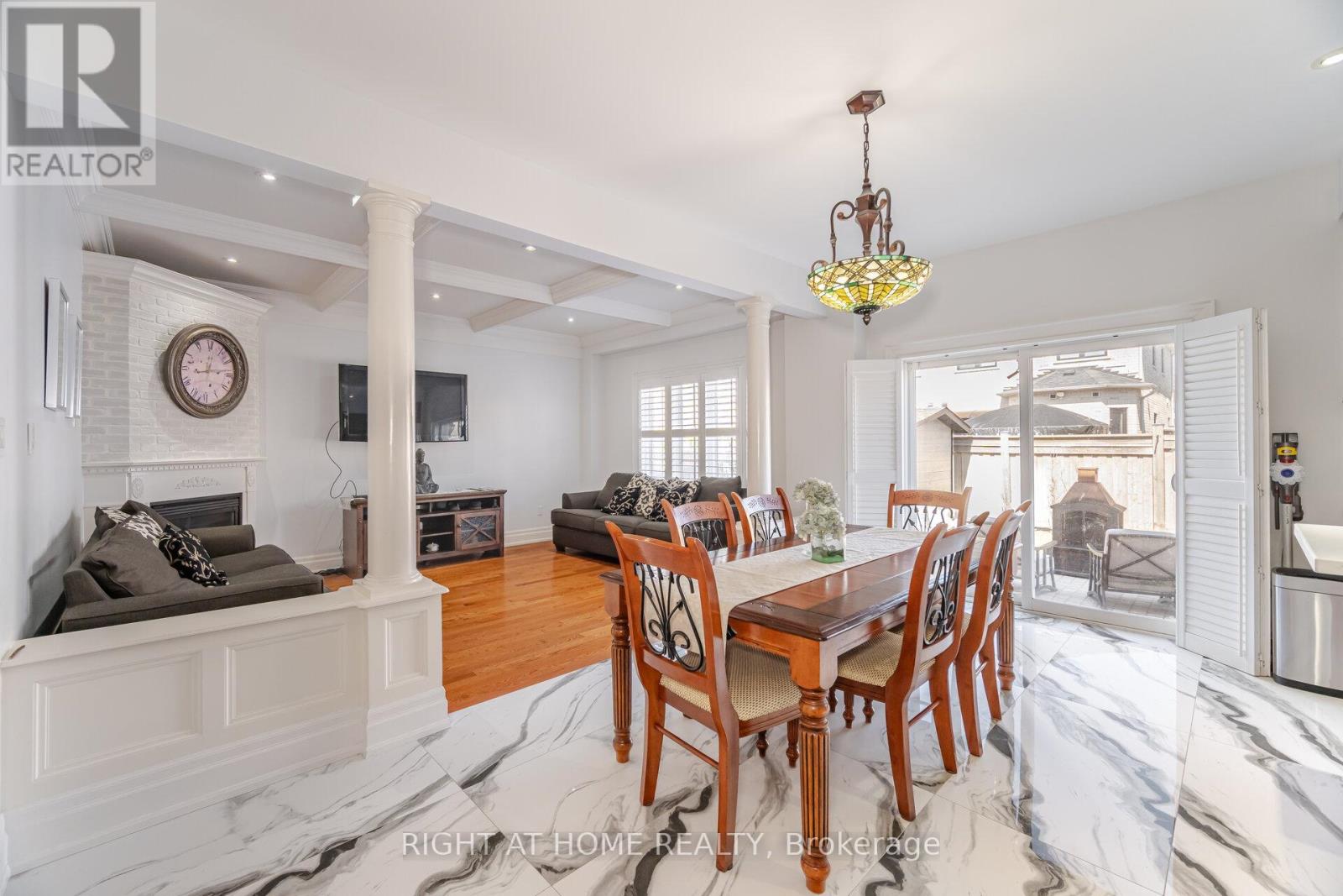 204 Lormel Gate, Vaughan, Ontario  L4H 0C9 - Photo 9 - N12384009