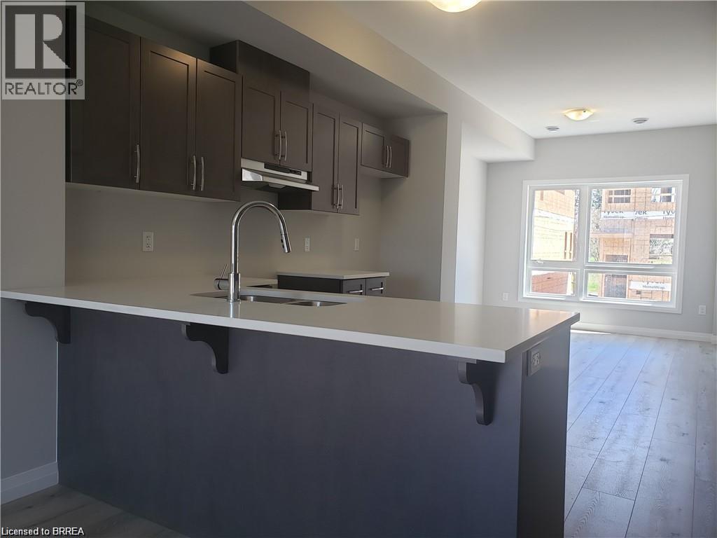 720 Grey Street Unit# 65, Brantford, Ontario  N3S 7X7 - Photo 2 - 40786935